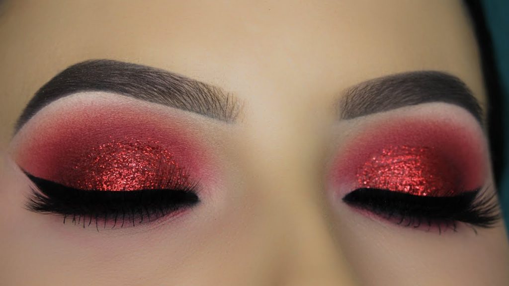 Red eyes makeup
