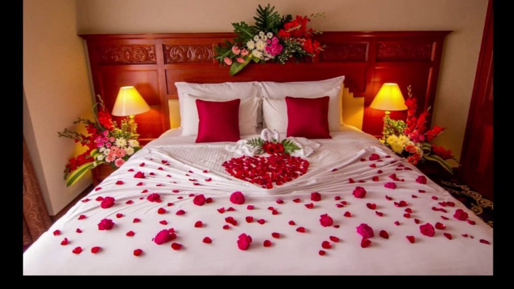 Flower First Night Bed Decoration