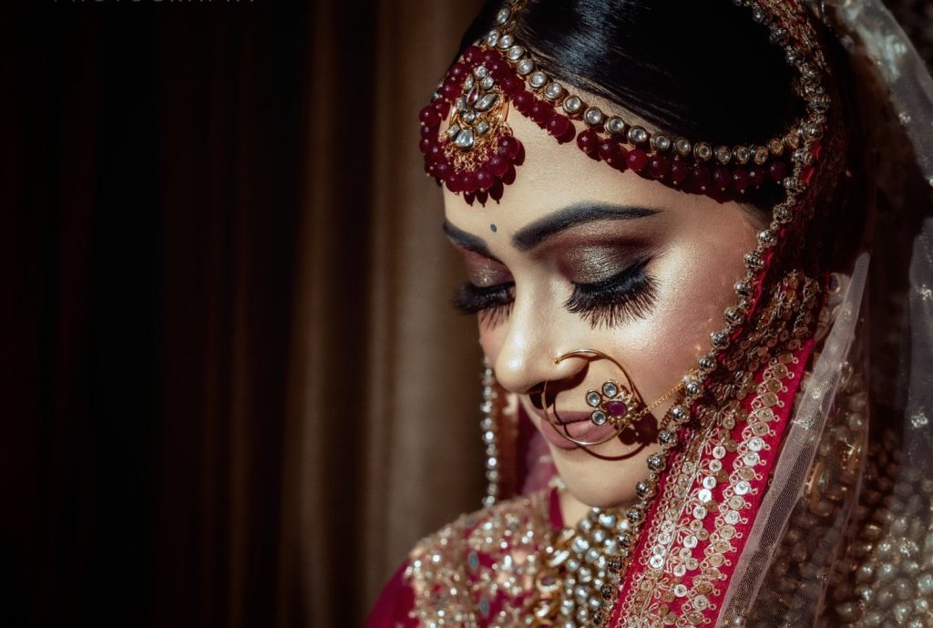 Glitter Glamour Eye Makeup